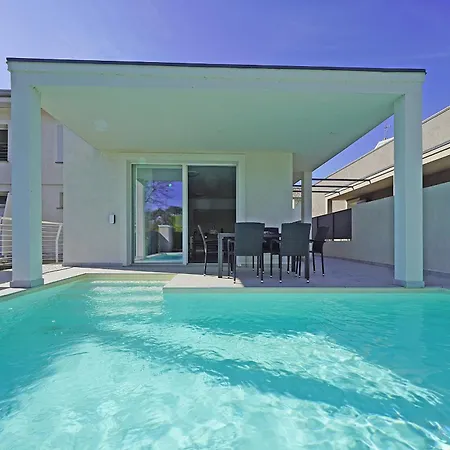 Prestige Ii By Wonderful Italy Sirmione