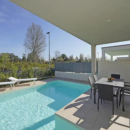 Prestige Ii By Wonderful Italy * Sirmione