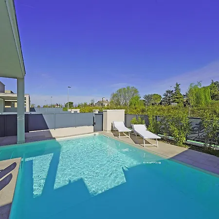 Villa Prestige Ii By Wonderful Italy Sirmione